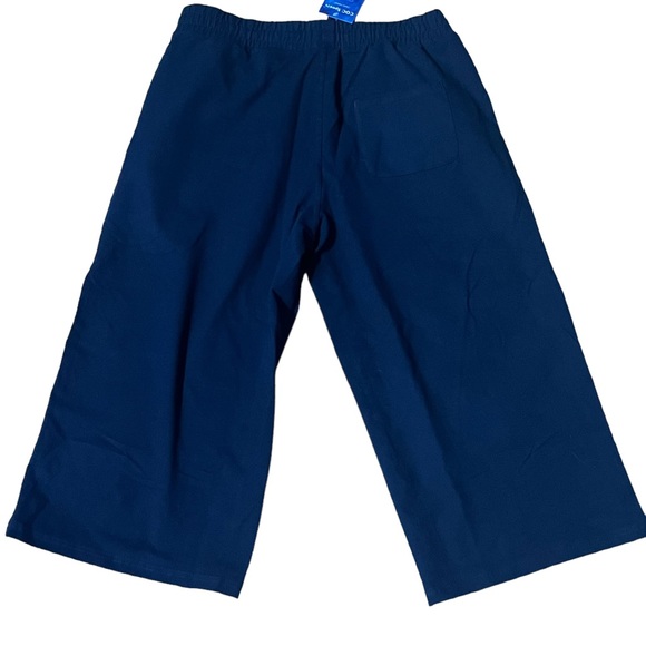 Capris Black Elastic Waist Pants -Very thick & very comfy post is for NAVY BLUE - Picture 3 of 4